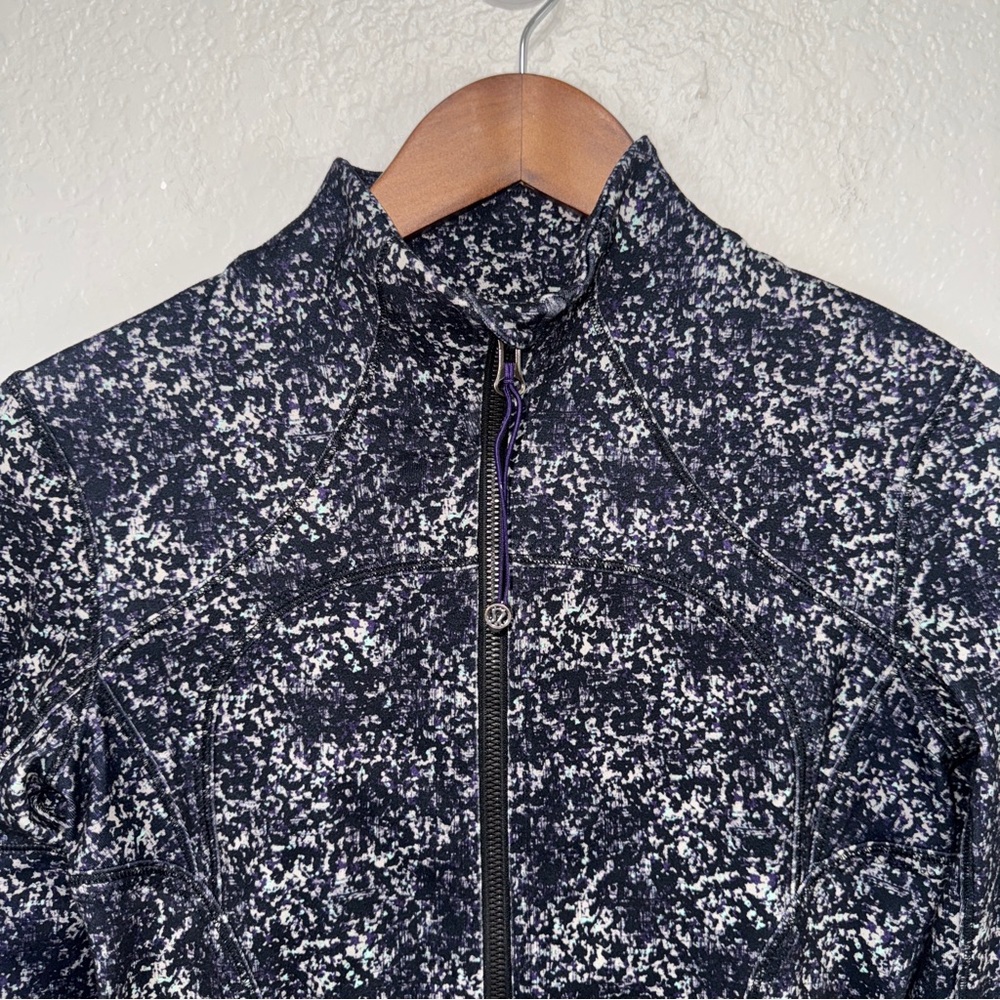 Lululemon Athletica‎ Forme Jacket Rocky Road 4 Black White Patterned zip up #cc